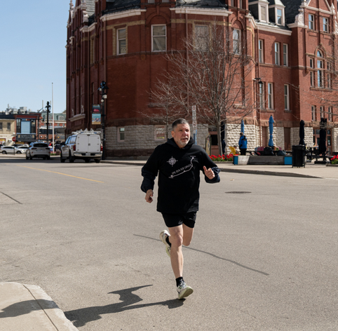 Samm Simon running in Stratford, Ontario