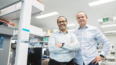 two doctors in a lab